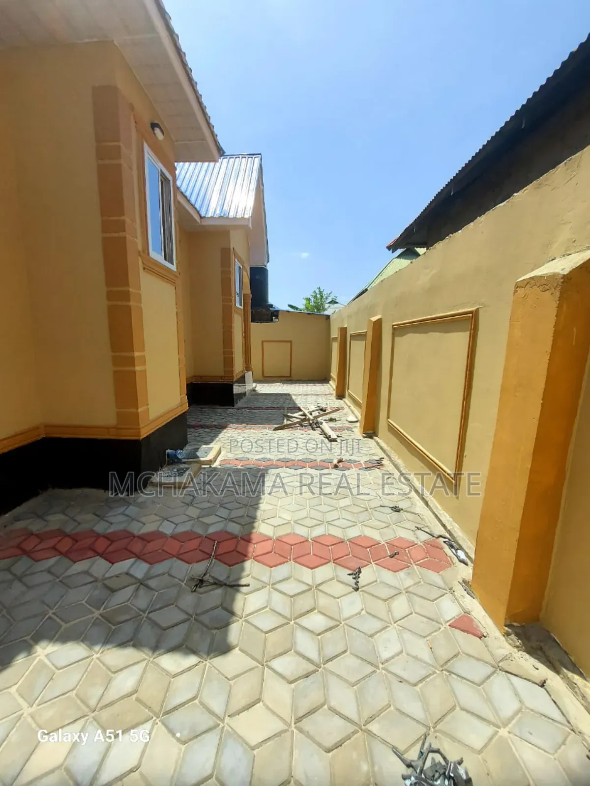 3bdrm House in Mchakama Real Estate, Chamazi for sale