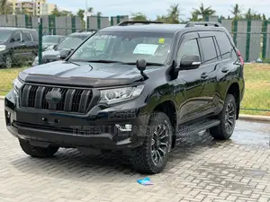 Toyota Land Cruiser Prado 2019 Black