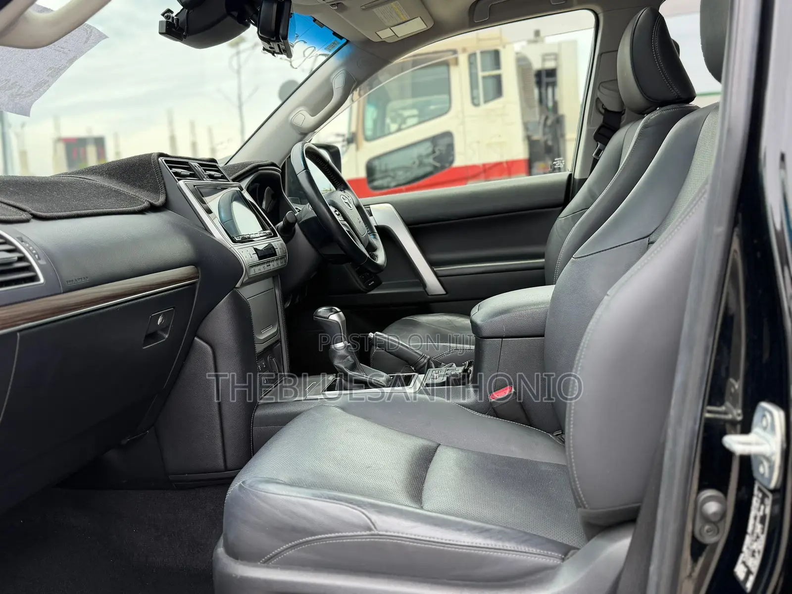 Toyota Land Cruiser Prado 2019 Black