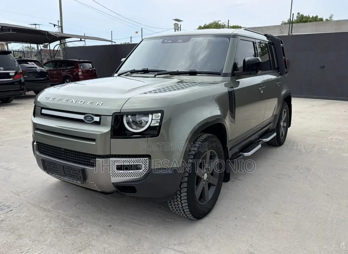 Land Rover Defender 2021 Green