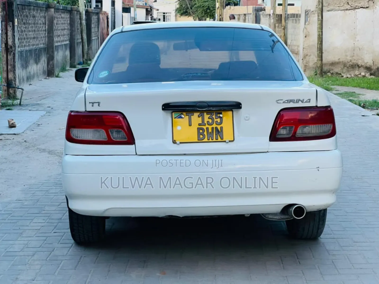 Toyota Carina 2001 White