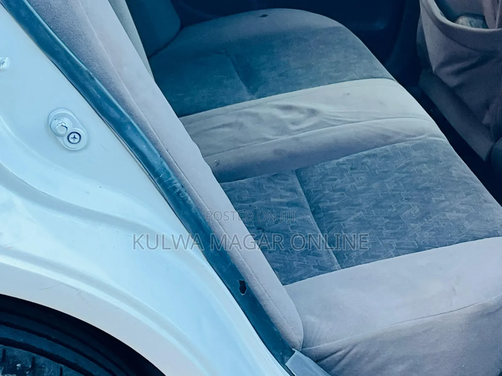 Toyota Carina 2001 White