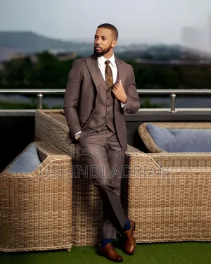 Suti Ya Kifahari Ya Harusi–Wedding Luxury Suit