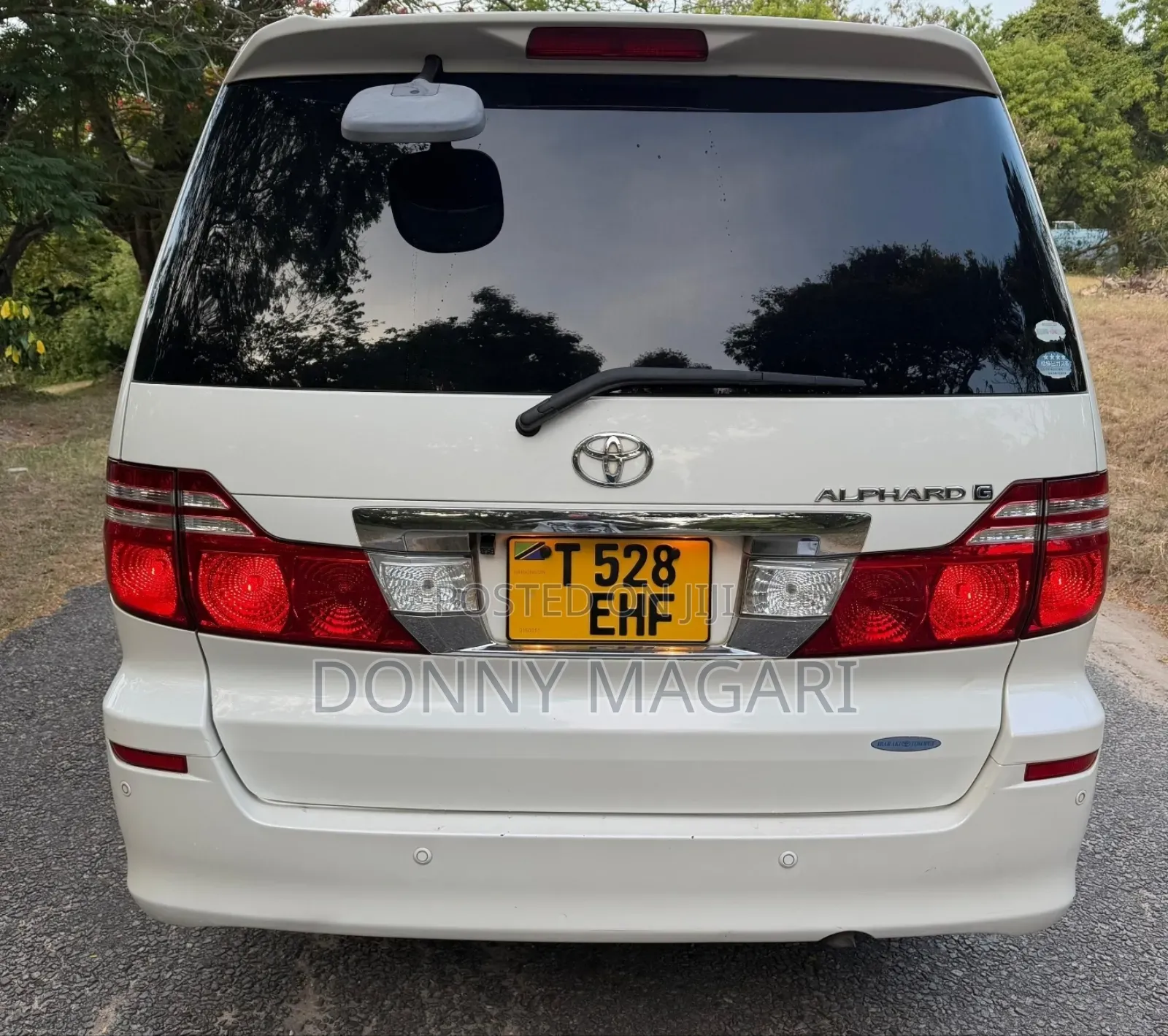 Toyota Alphard 2006 White