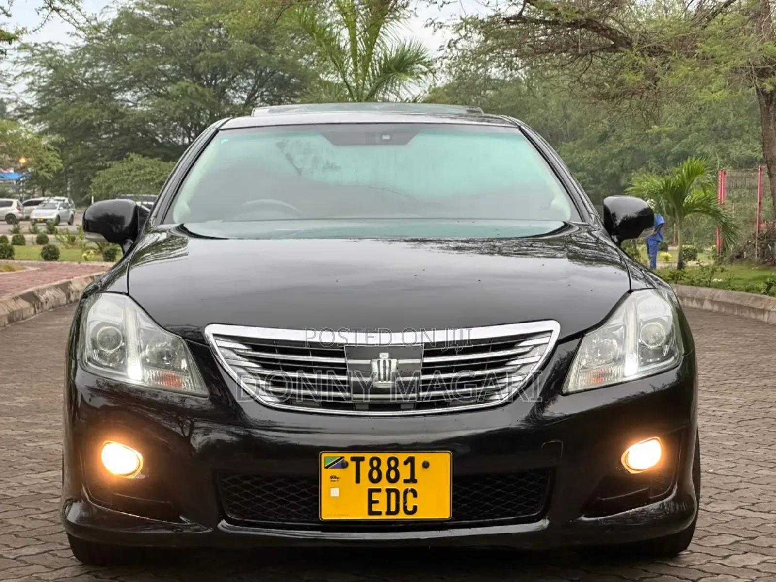Toyota Crown 2009 Black