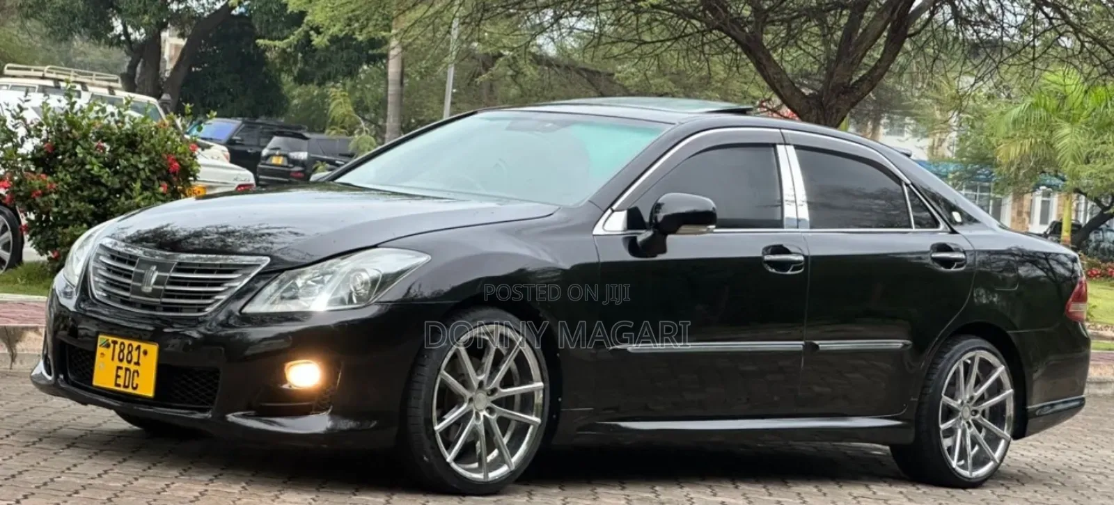 Toyota Crown 2009 Black