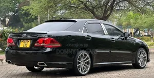 Toyota Crown 2009 Black