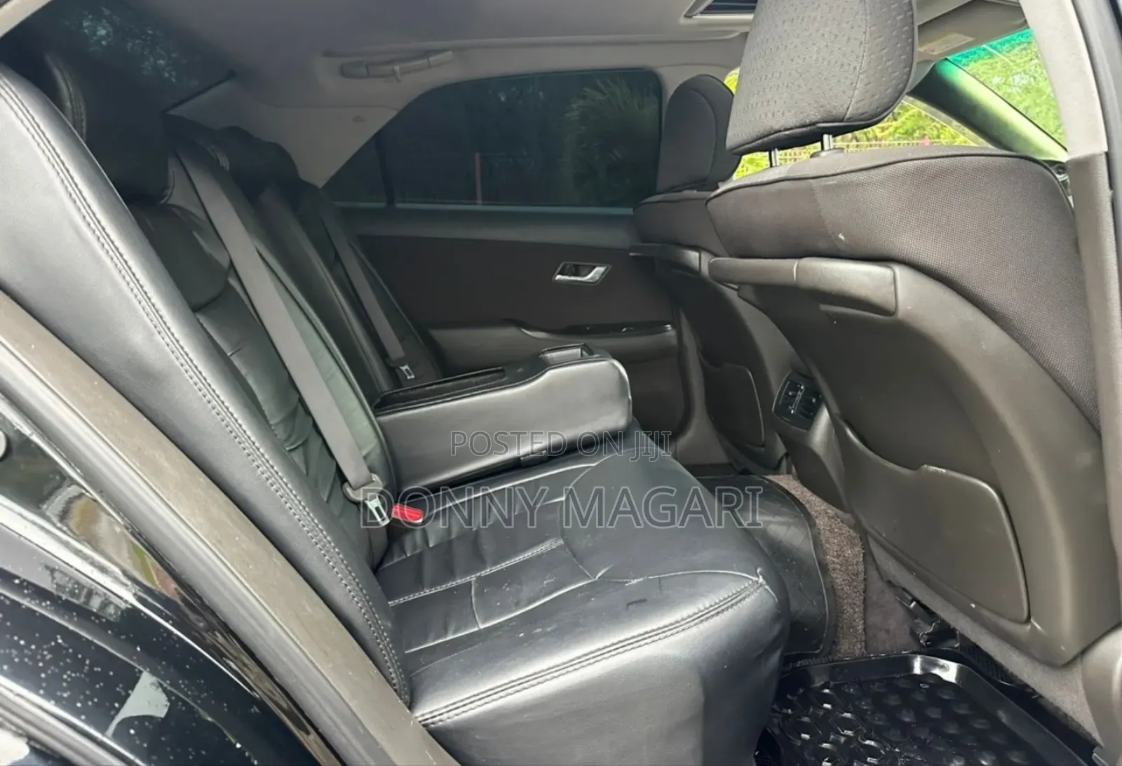 Toyota Crown 2009 Black
