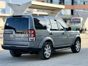 Land Rover Discovery 2012 Gray