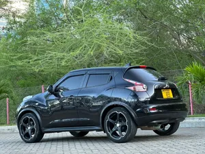 Nissan Juke 2012 Black