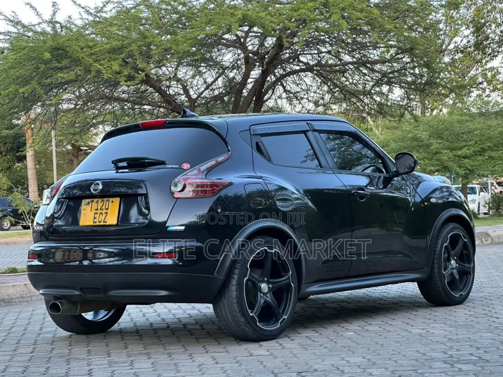 Nissan Juke 2012 Black
