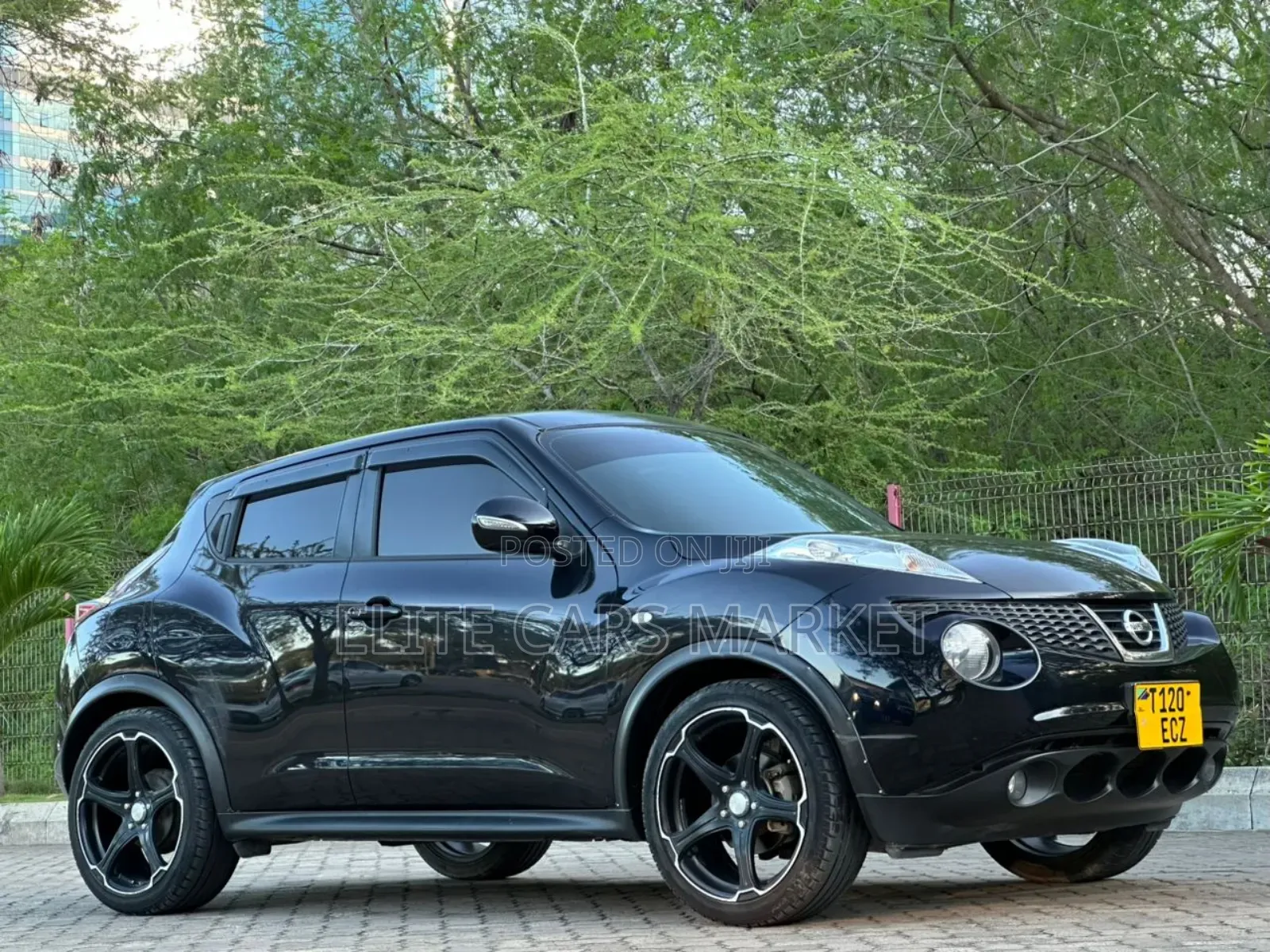 Nissan Juke 2012 Black