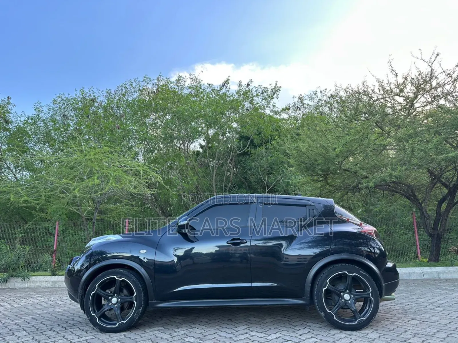 Nissan Juke 2012 Black