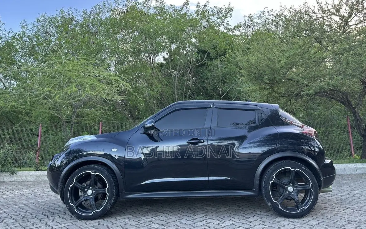 Nissan Juke 2012 Black