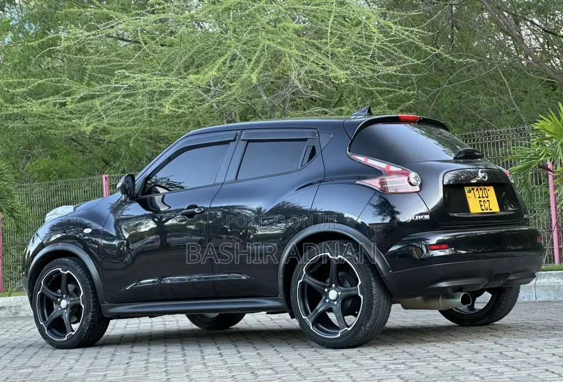 Nissan Juke 2012 Black