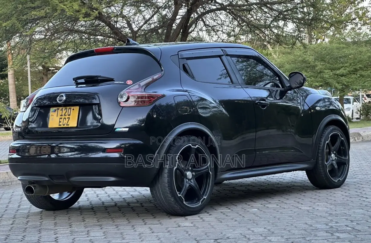 Nissan Juke 2012 Black