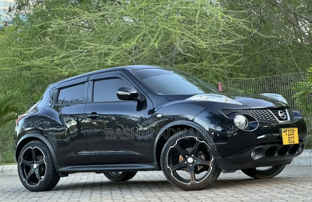 Nissan Juke 2012 Black