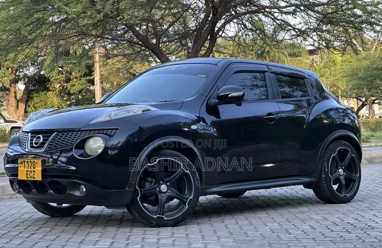Nissan Juke 2012 Black