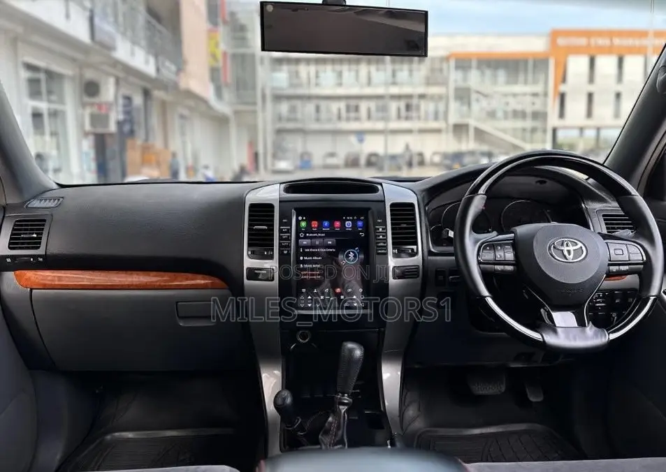 Toyota Land Cruiser Prado 2005 Silver