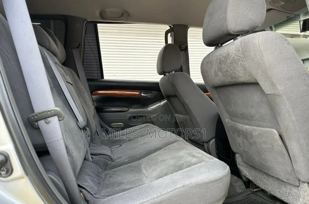 Toyota Land Cruiser Prado 2005 Silver