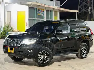 Toyota Land Cruiser Prado 2021 Black
