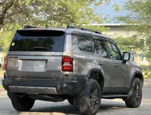 Toyota Land Cruiser Prado 2.8 2025 Gray