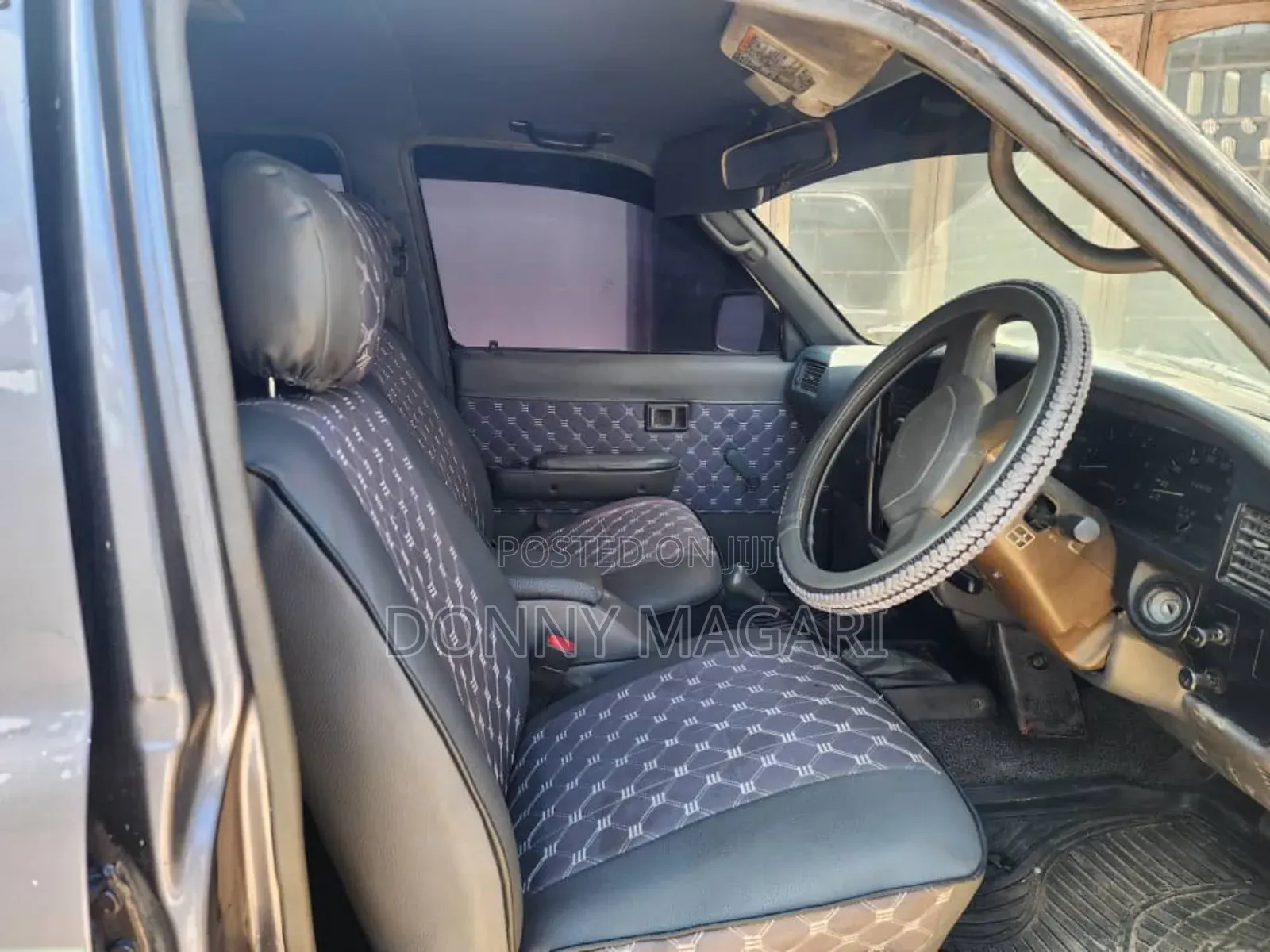 Toyota Hilux 2.5 Cab 2005 Gray