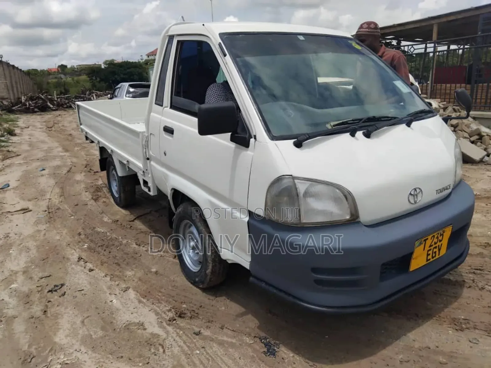 Toyota Townance 2004 White