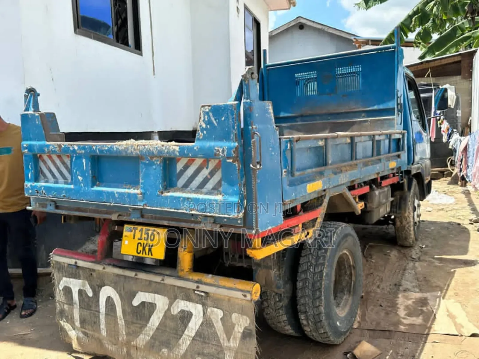 Mitsubishi Canter 2002 Blue