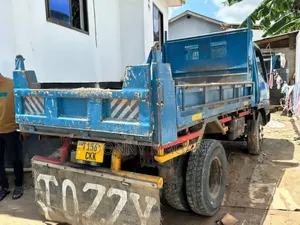 Mitsubishi Canter 2002 Blue