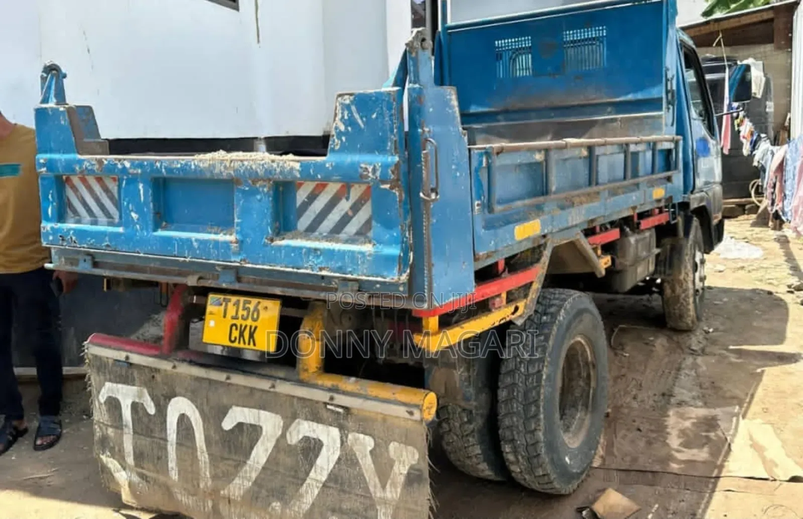 Mitsubishi Canter 2002 Blue