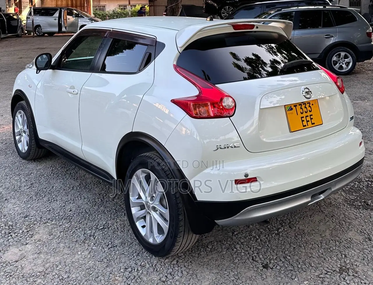 Nissan Juke 2011 White