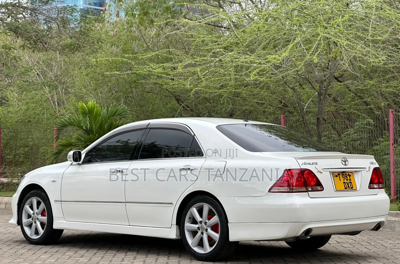Toyota Crown 2005 White