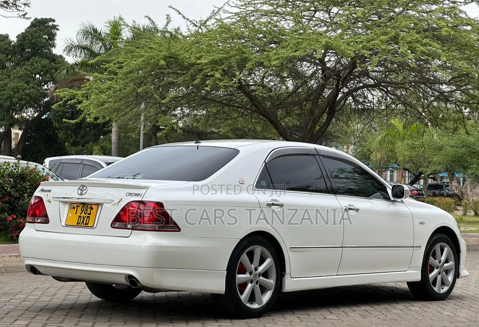 Toyota Crown 2005 White