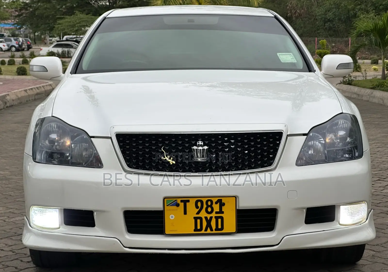 Toyota Crown 2005 White