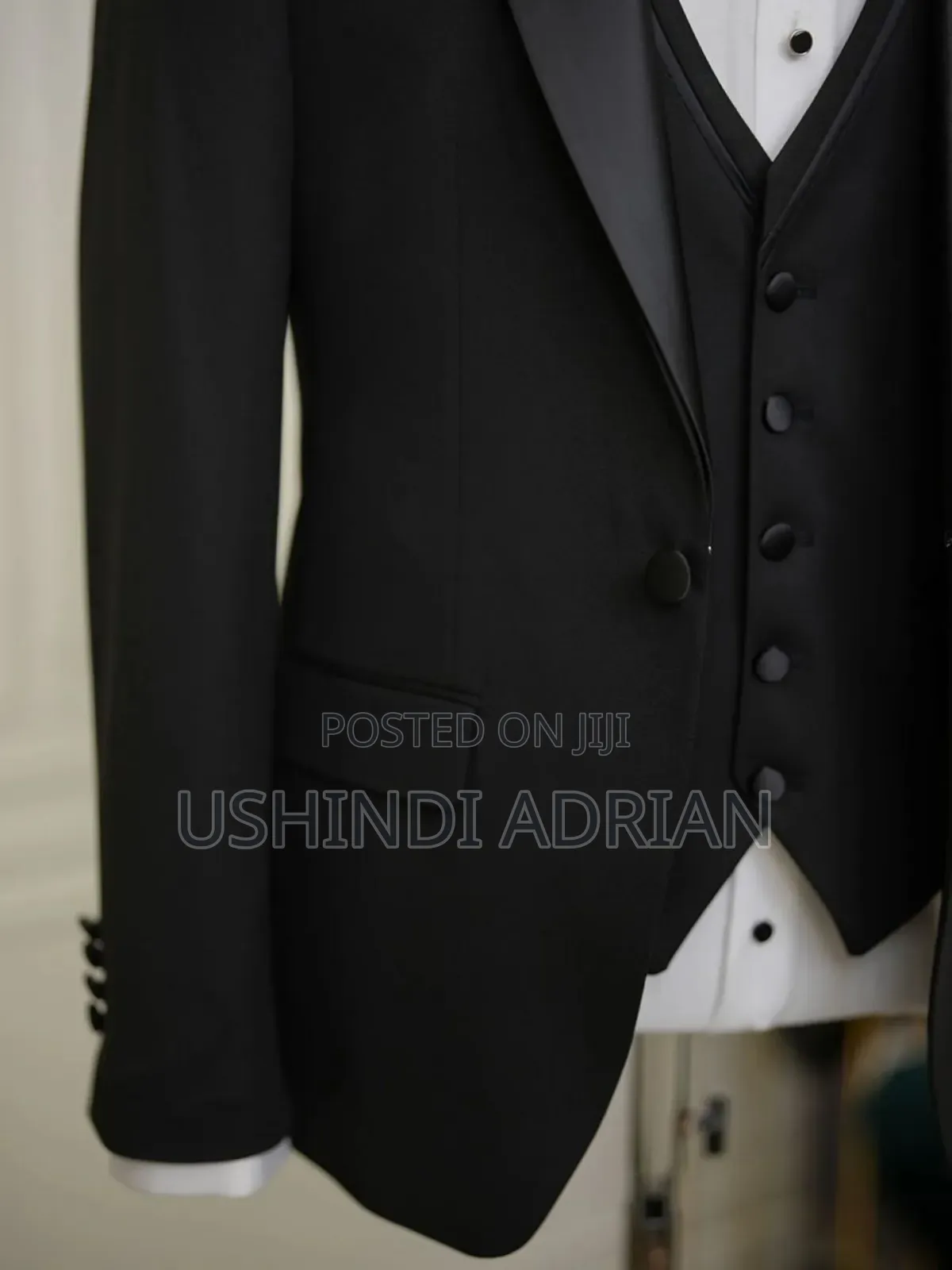 Suti Ya Harusi–Wedding Suit