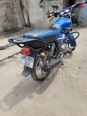TVS HLX 125 2025 Black