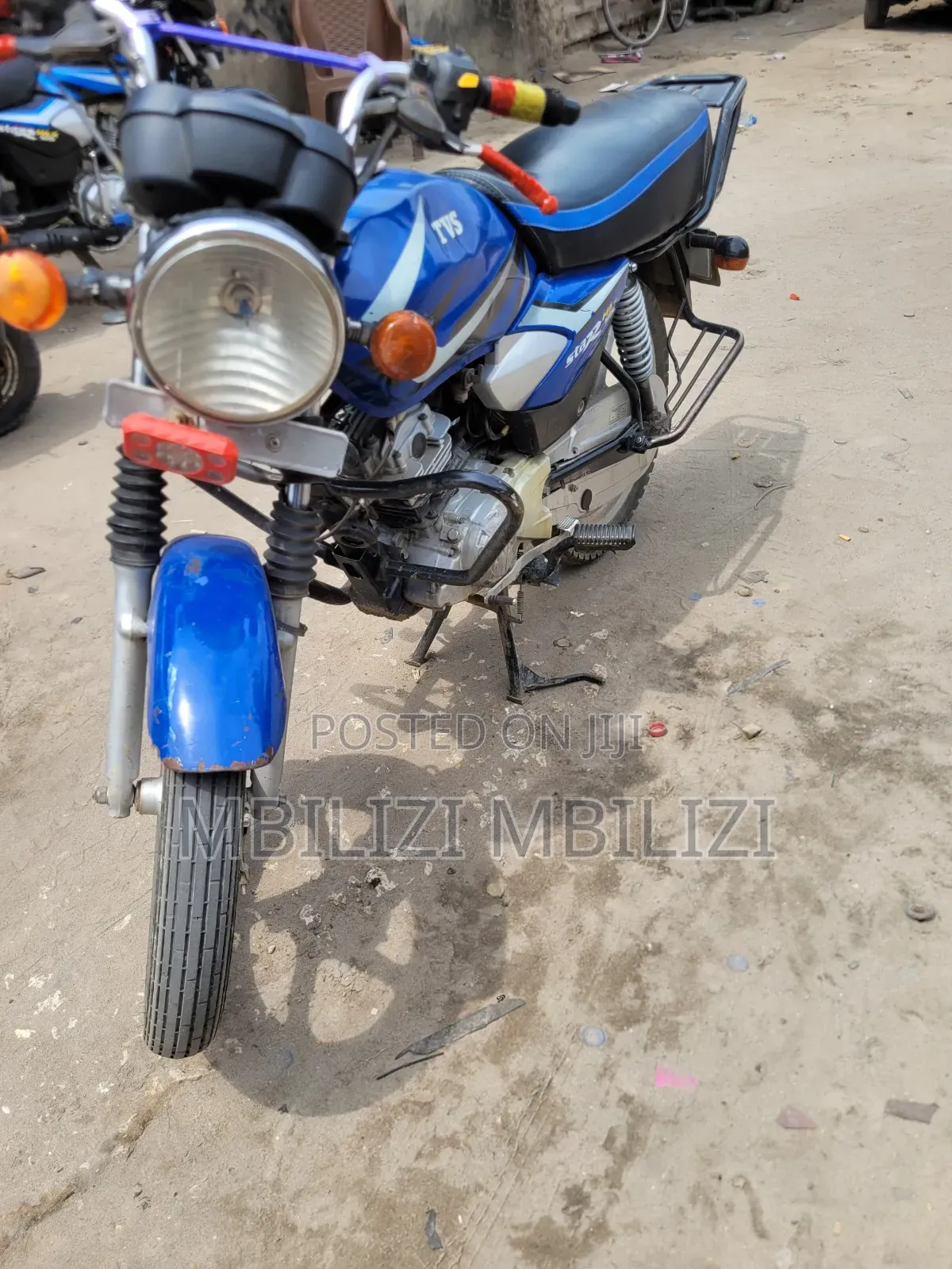 TVS HLX 125 2025 Black