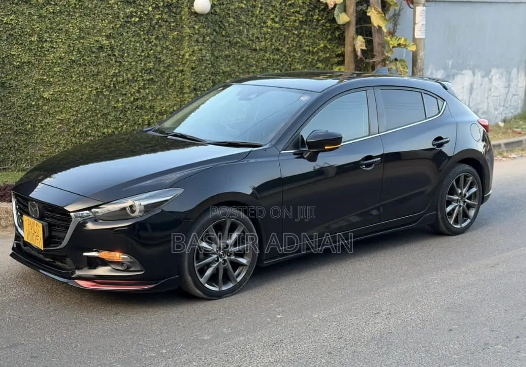 Mazda Axela 2016 Black