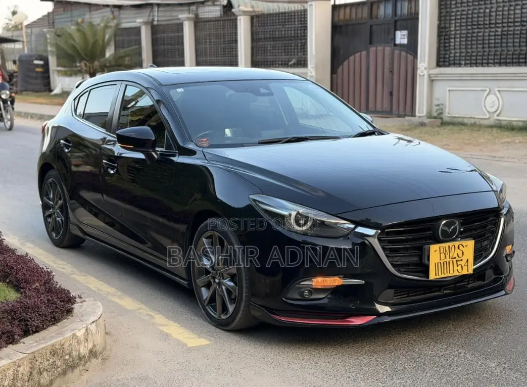 Mazda Axela 2016 Black