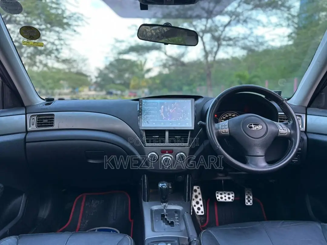 Subaru Forester 2010 Black
