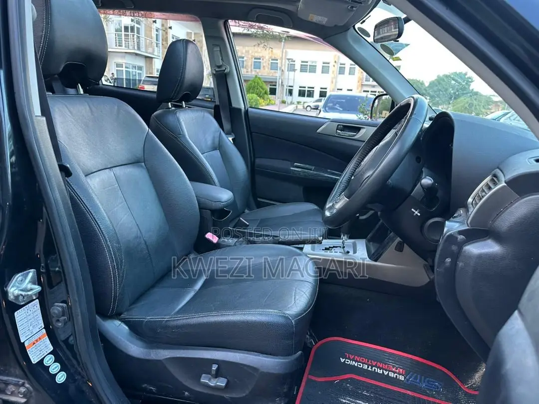 Subaru Forester 2010 Black