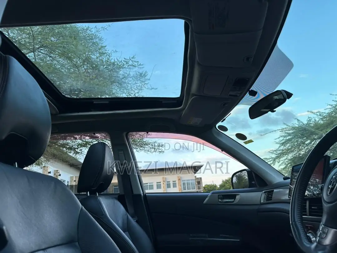 Subaru Forester 2010 Black