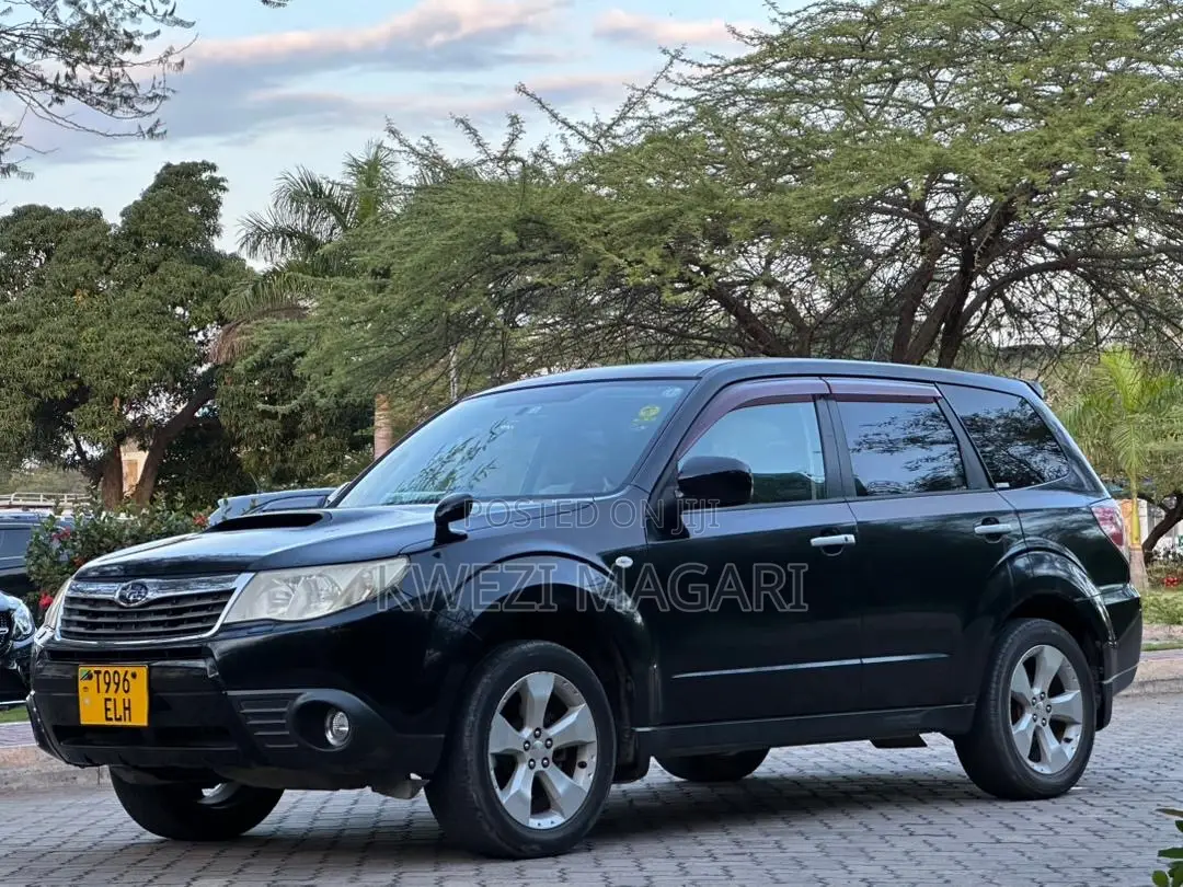 Subaru Forester 2010 Black