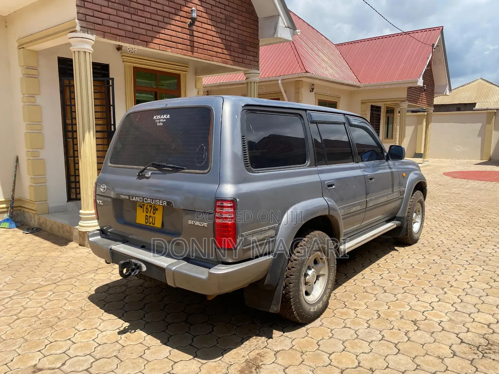 Toyota Land Cruiser 1996 Gray