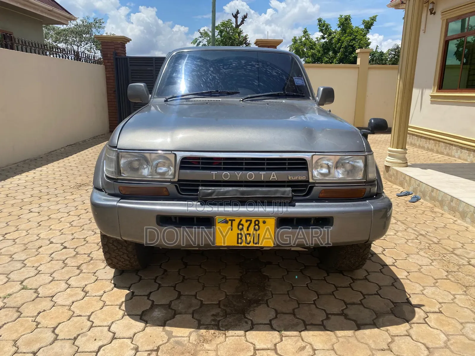Toyota Land Cruiser 1996 Gray