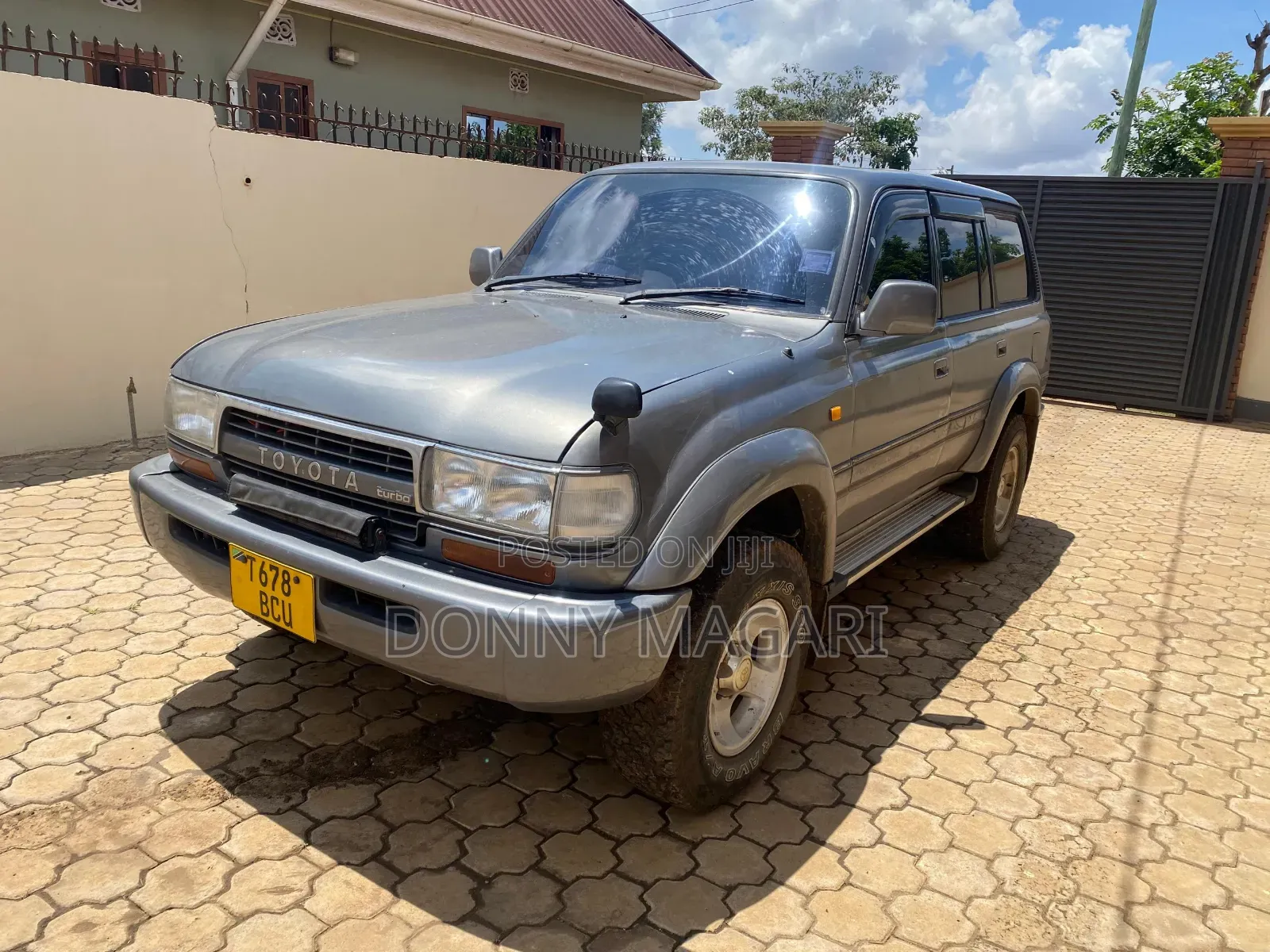Toyota Land Cruiser 1996 Gray