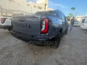 New Toyota Hilux 2025
