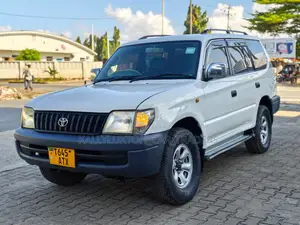 Toyota Land Cruiser Prado 2003 White