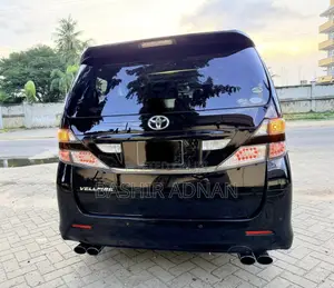 Toyota Vellfire 2010 Black